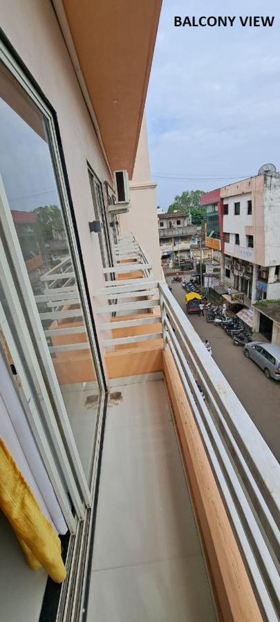 Hotel Aaditya Palace Bhusawal Exterior photo
